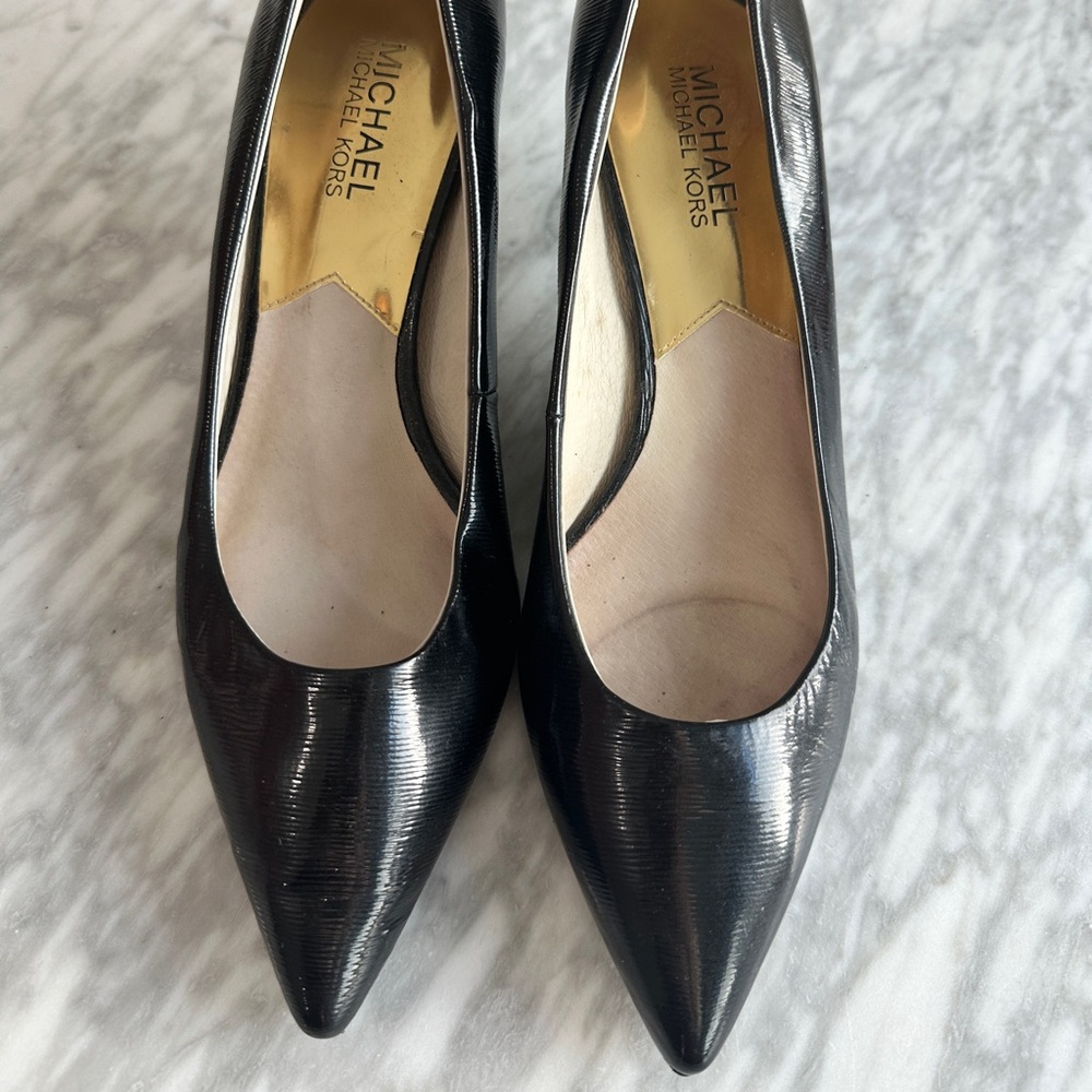 Michael Kors Black Patent Leather Pointed Low Kitten Heels - Picture 4 of 11